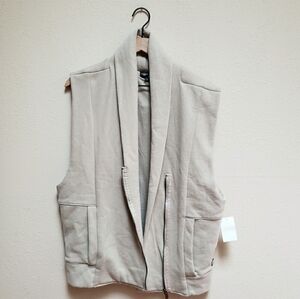 Fundamental Coast Kelly Vest